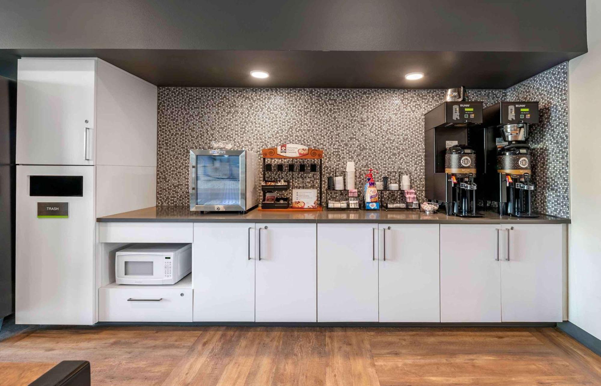 Extended Stay America Premier Suites - Portland - North Екстериор снимка